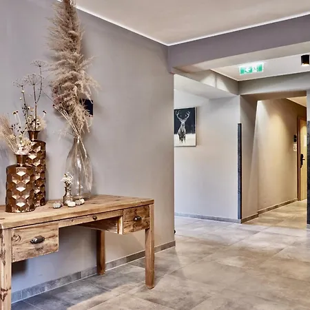 Deluxe Zugspitze Mit Pool, Sauna, Direkt Am Golfplatz הרוואלד